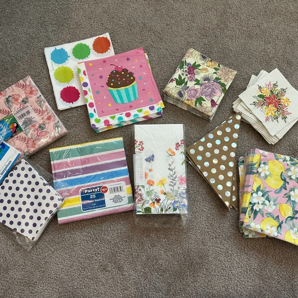 Colorful Party Napkins and 5 favor boxes